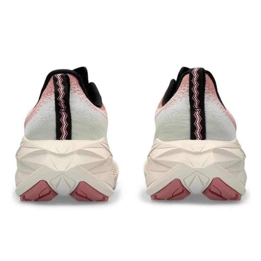 اسكس نوفابلاست ASICS Novablast 4