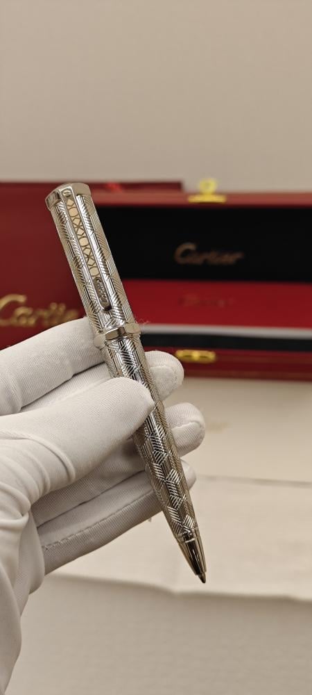 قلم كارتير سداسي بغطاء نقش سنابل هندسية