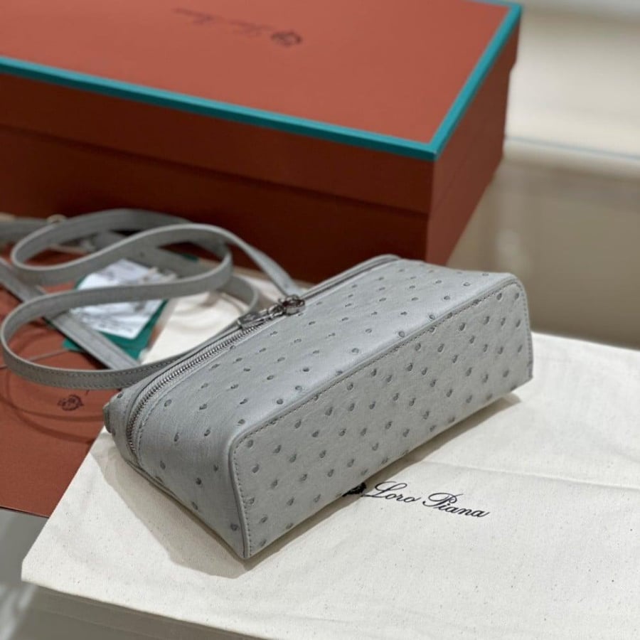 حقيبة لوروبيانا - LORO PIANA مقاس 19cm