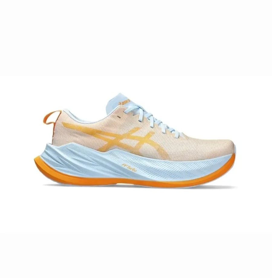 ASICS SUPERBLAST