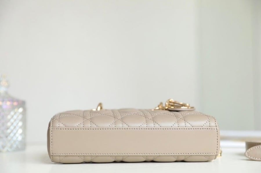 حقيبة ديور - DIOR ديور جوي مقاس 22cm