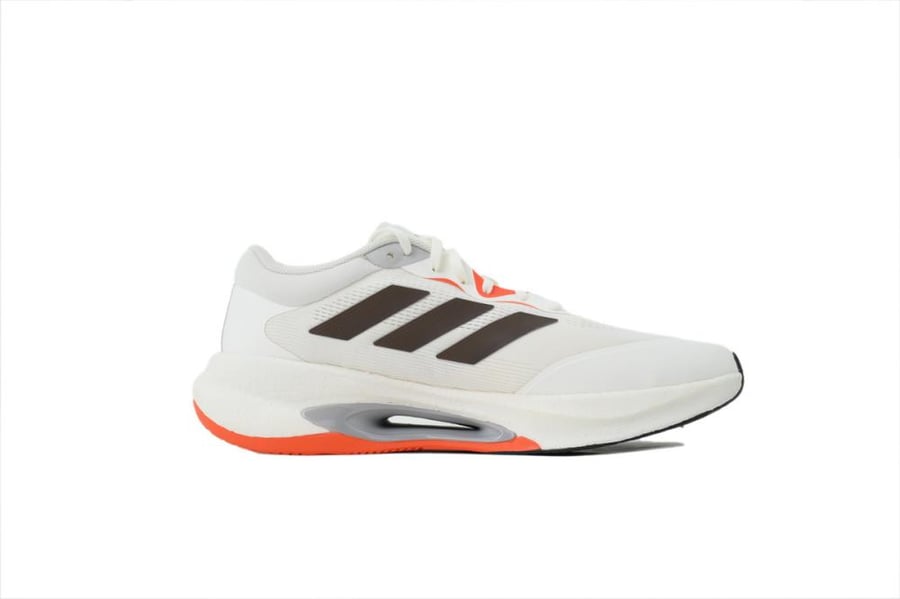 حــذاء Adidas Hyperboost الرياضي للجـري