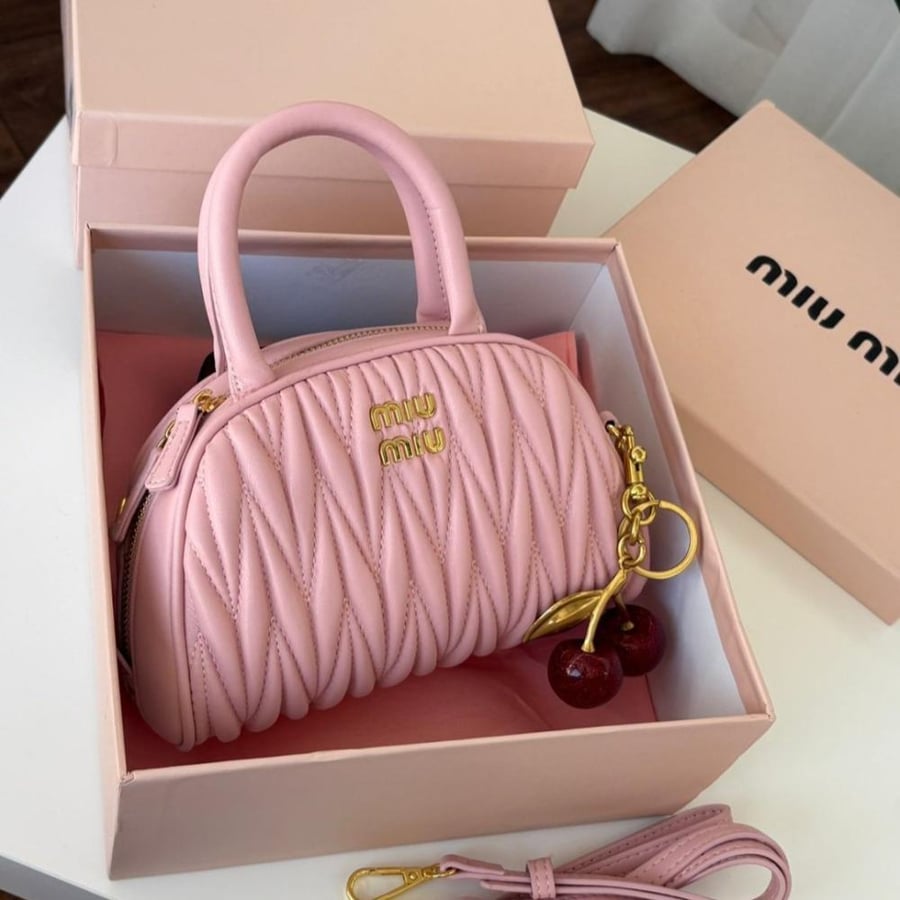 شنطه ميو ميو miumiu