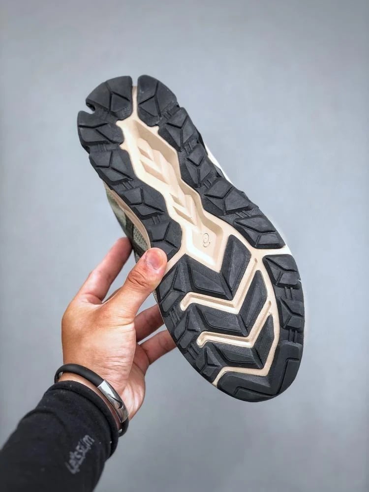 اسكس   ASICS Gel-Quantum
