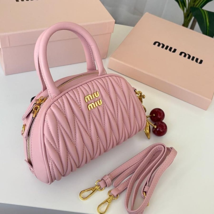 شنطه ميو ميو miumiu