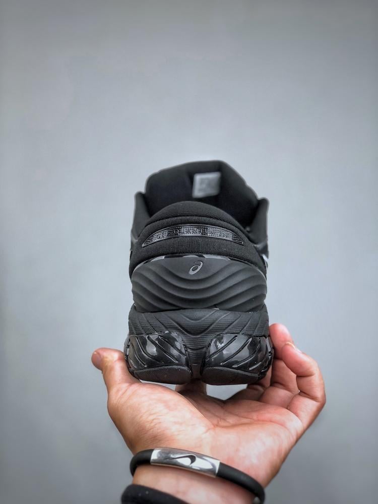 اسكس   ASICS Gel-Quantum