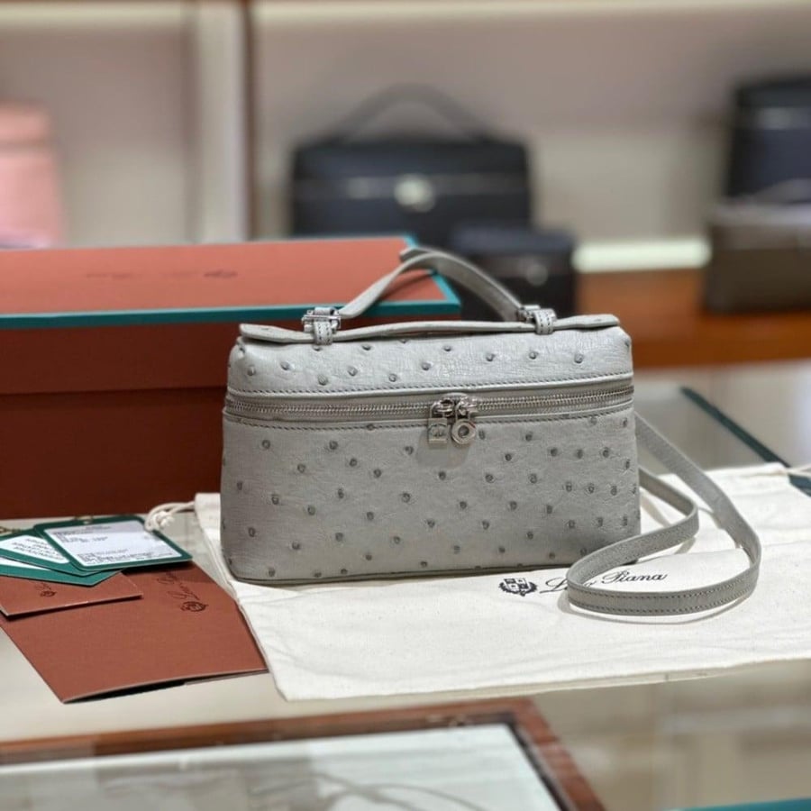 حقيبة لوروبيانا - LORO PIANA مقاس 19cm