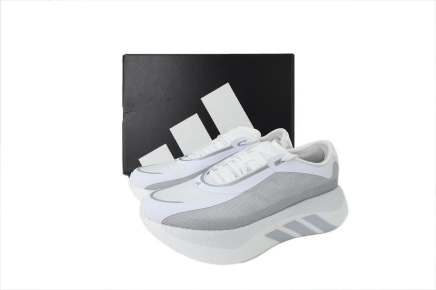 حــذاء Adidas Hyperboost الرياضي للجـري