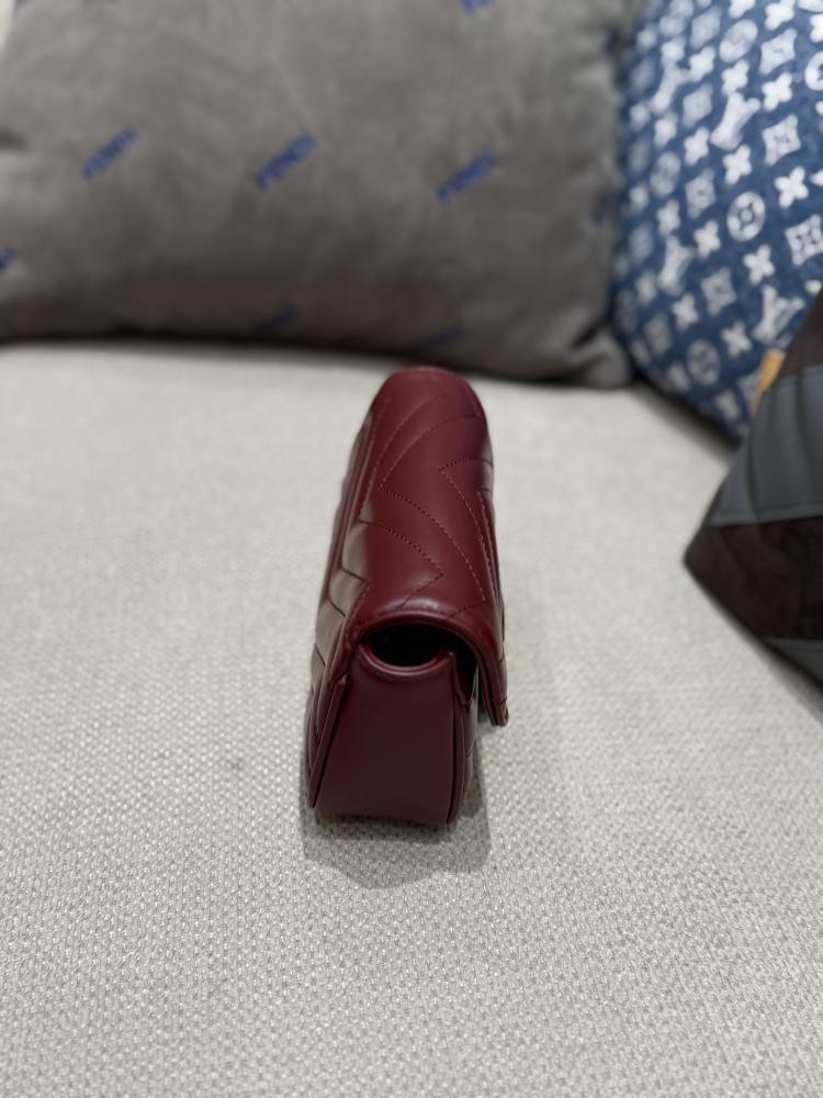 قوتشي جي جي مارمونت 16cm ميني