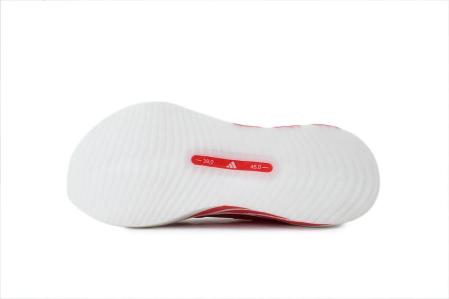 حــذاء Adidas Hyperboost الرياضي للجـري