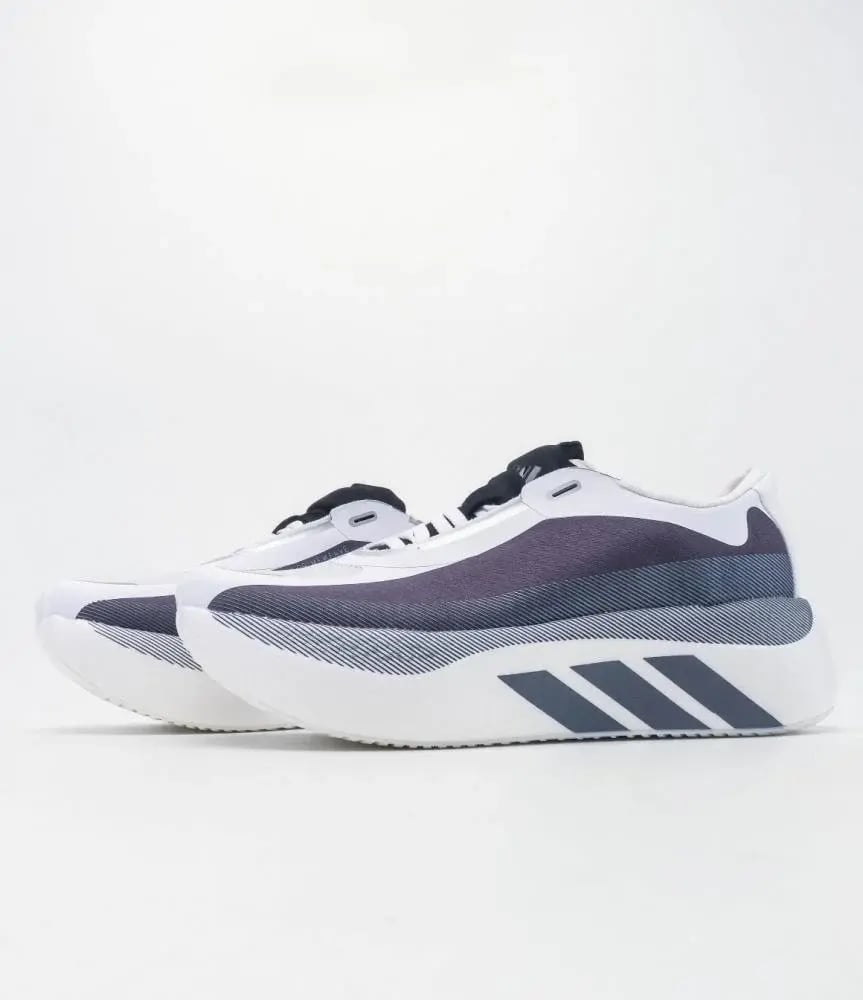 حــذاء Adidas Hyperboost الرياضي للجـري