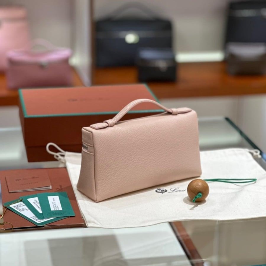 حقيبة لوروبيانا - LORO PIANA مقاس 19cm