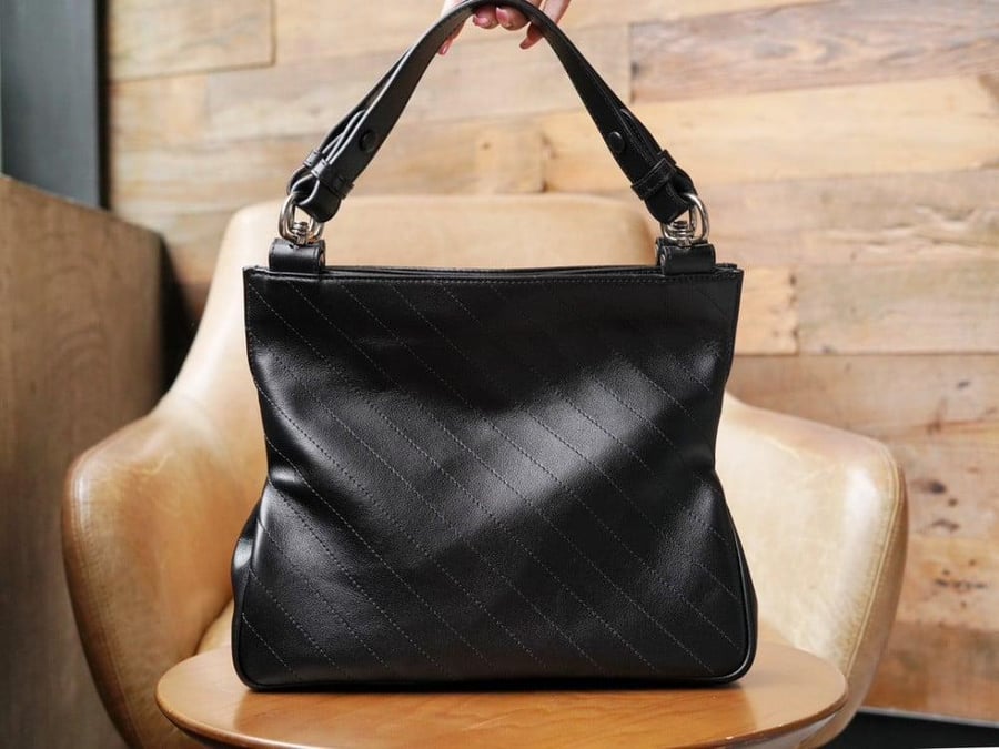 قوتشي BLONDIE مقاس 30cm