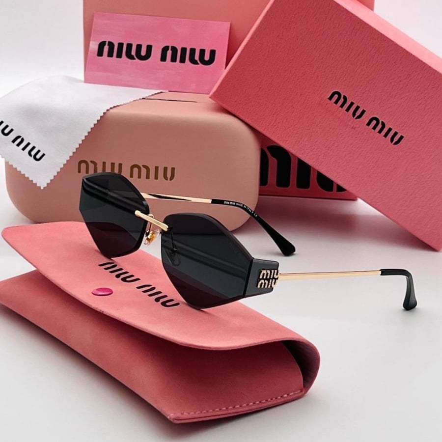 نظاره ميو ميو miu miu