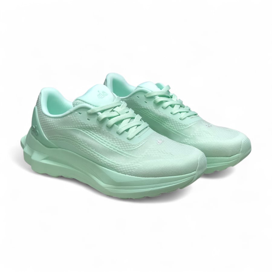 الو يوغـا Alo Yoga Runner