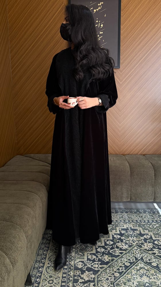 عبايه شموخ