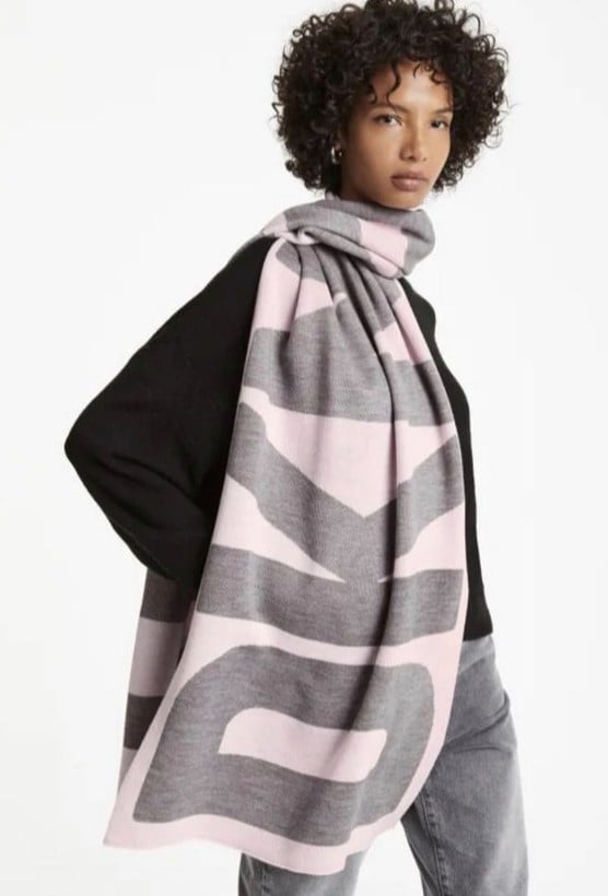 DKNY