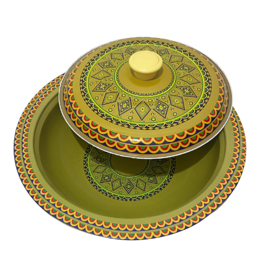 Desert-shaped, ornate, heritage pattern, green, size 29 cm