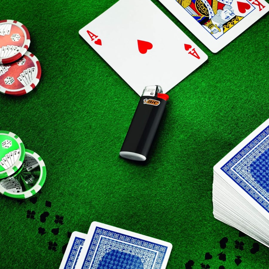 طقم ولاعة بيك 4 ولاعات ملون