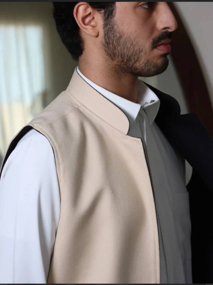 سديري جوخ دبل فيس أسود وبيج