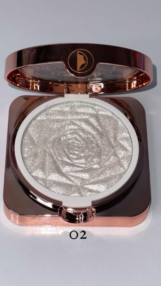 Silver highlighter from Character with a classic layer, number 2