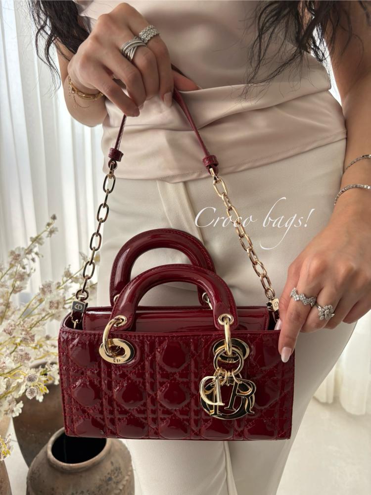 D joy bag - cherry red