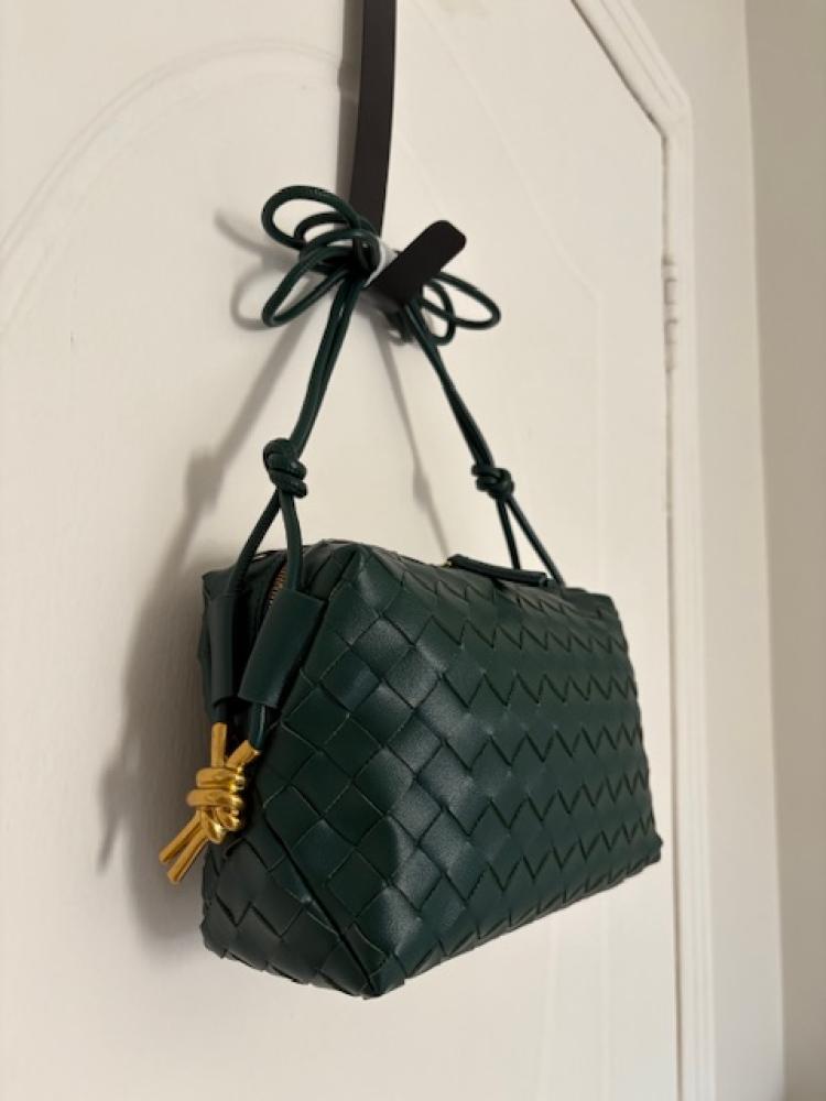 Green - Wavy crossbody bag medium size