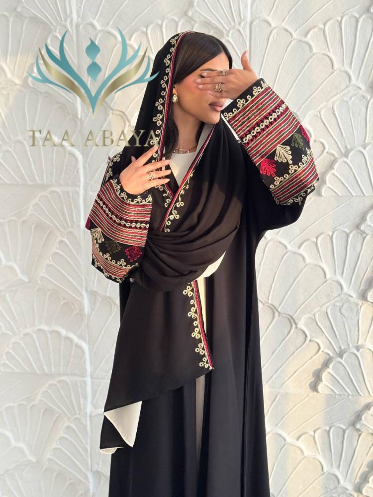عباية كريب سبيشل تطريز يدوي هاري، القصة استريت