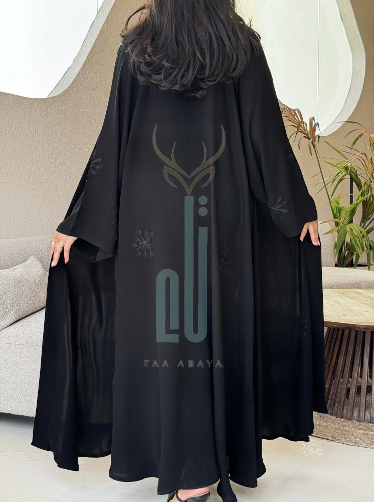 عباية كريب بلقيس شك يدوي، القصة دبل كلوش