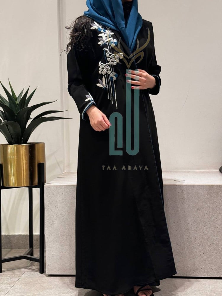 عباية كريب بلقيس شك يدوي بالخيوط، القصة حرف A ونغيرها بالطلب لاستريت