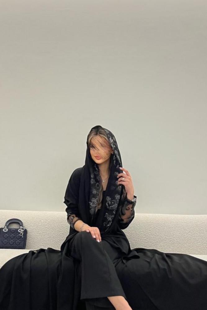 عباية لمسة ملكية