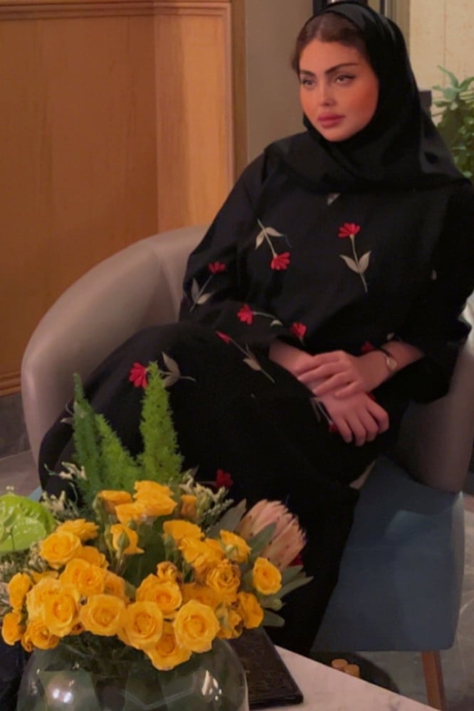عباية الورود
