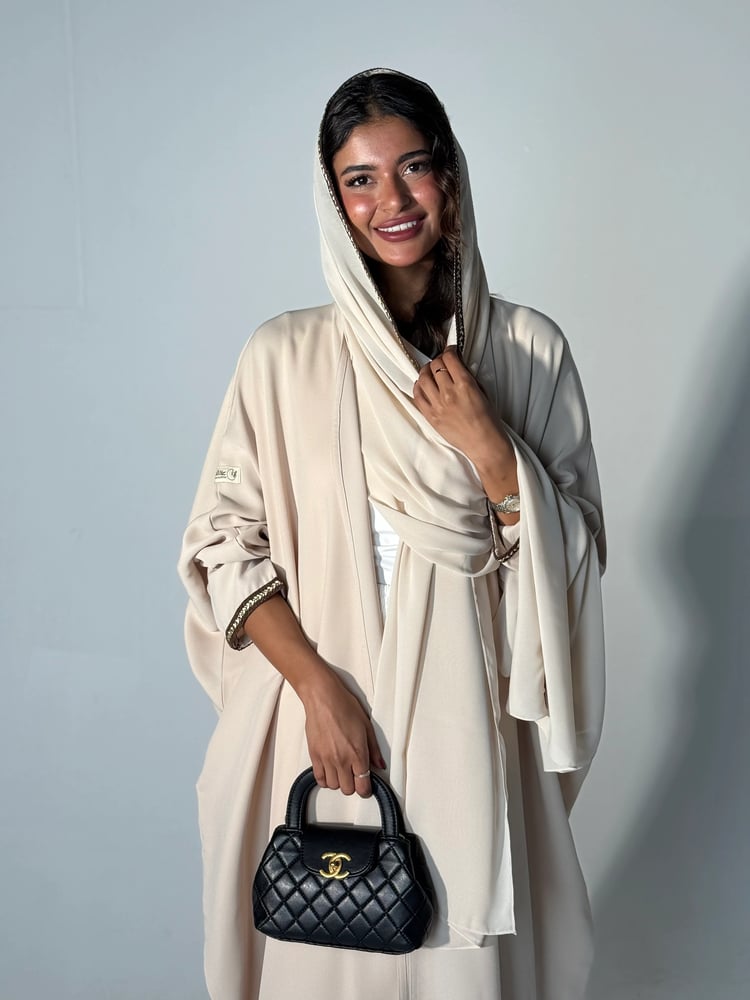 Abaya Al-Sumou Beige