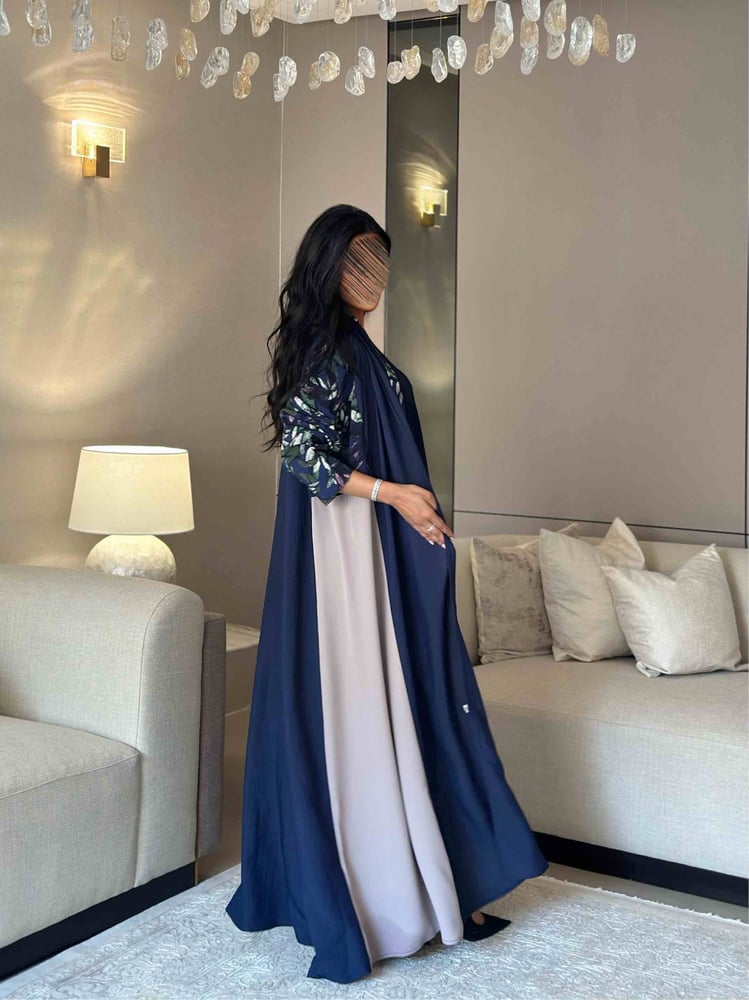 Hamsa navy blue abaya
