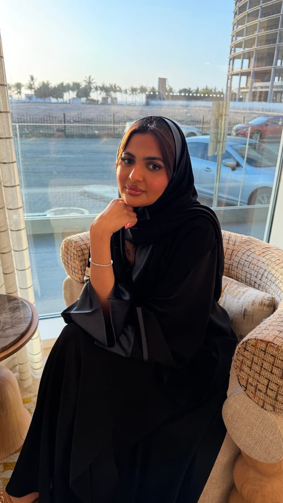 احدث العبايات الفاخرة