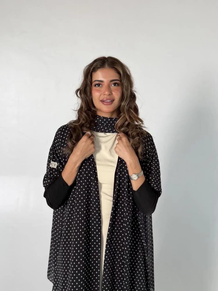 عباية شيفون منقط - عبايات عزة المتميزة