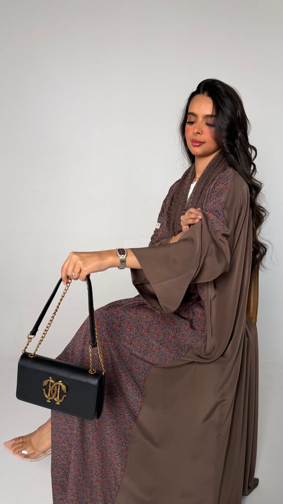 عباية حرير ليلك موكا