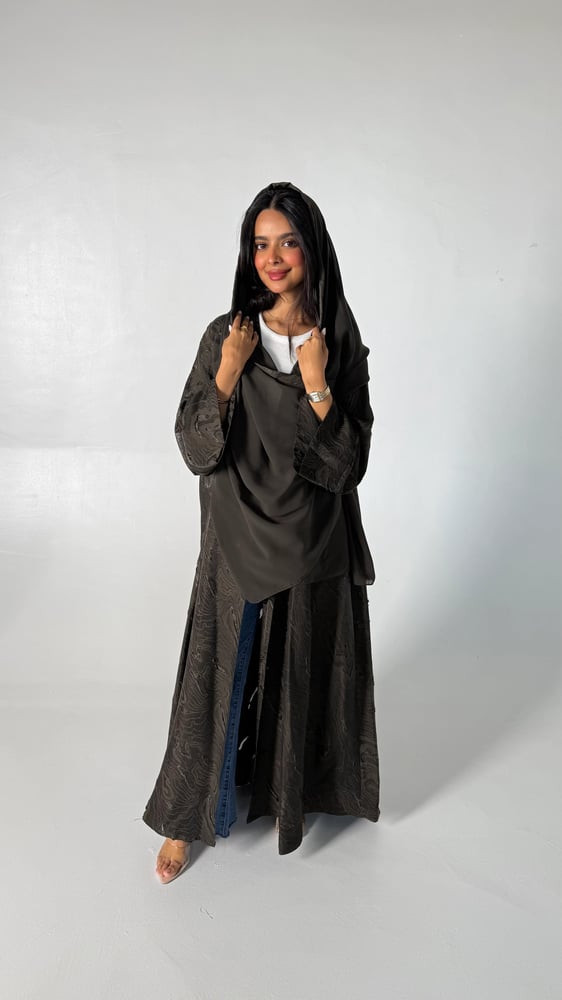 Jacquard abaya in olive