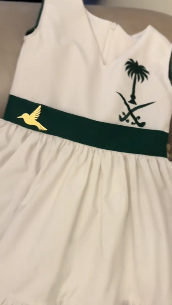 فستان بناتي أنيق لليوم الوطني