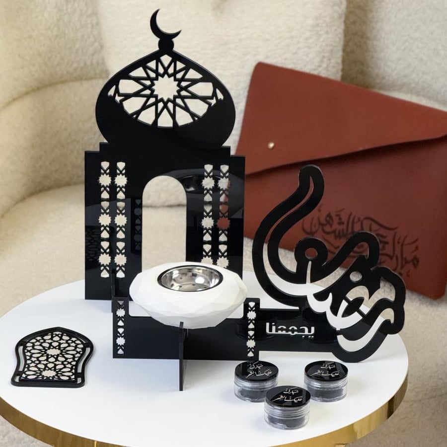 هدية 6 قطع + شنطة جلد فاخرة