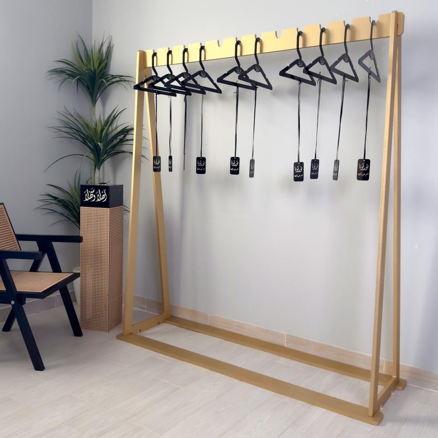 Stand Abayas (golden) with 10 black hooks