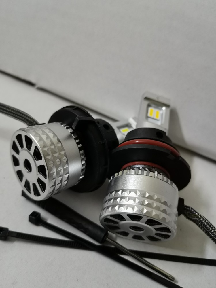 أنوار LED بجودة عالية  شرايح تايوانية epistar 7035 متوفر لون 4300k و 6000k