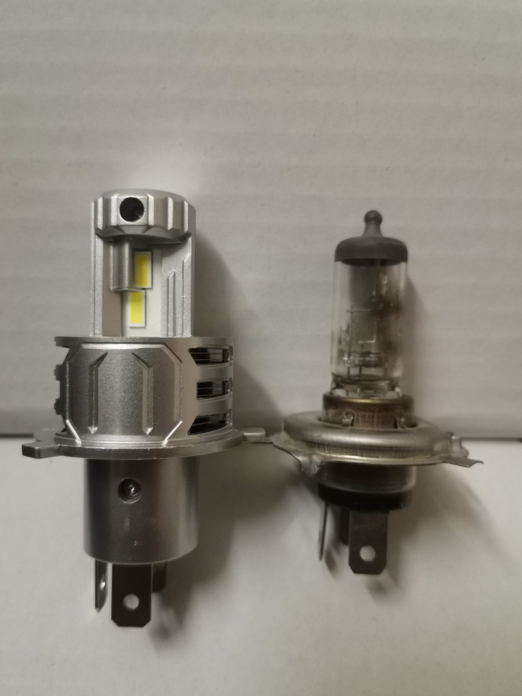 لمبات LED تصميم مدمج مقاس H4
