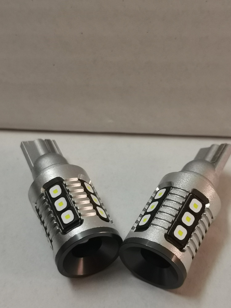 أنوار LED بجودة عالية مقاس T15 متوفر أبيض 5000k و 6000k وأصفر وأحمر شرايح الإنارة من osram