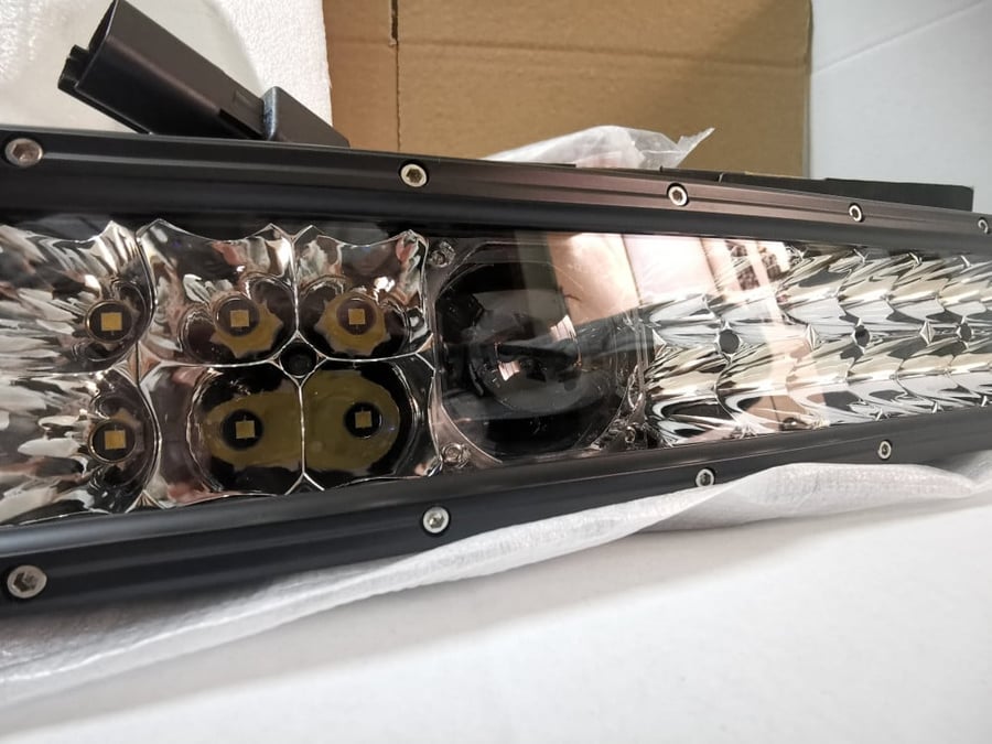 ليد بار (LED BAR) مقاس 23 إنش بجودة عالية شرايح الإنارة من osram مع عدسة ليزر