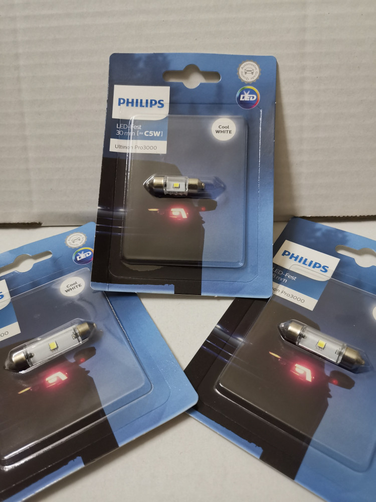 أنوار LED philips مقاس C5w متوفر 30mm-38mm-43mm