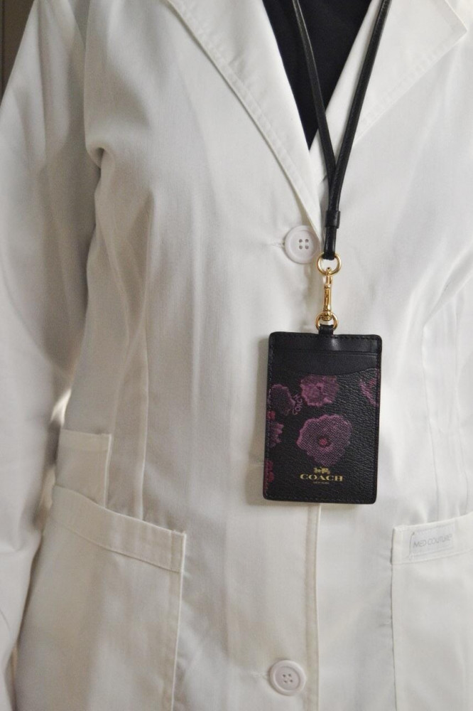 ID holder Coach