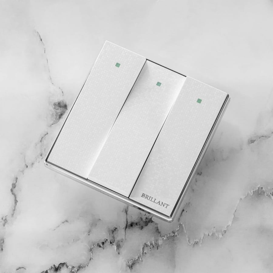 Triple Light Switch – Brillant White Pearl