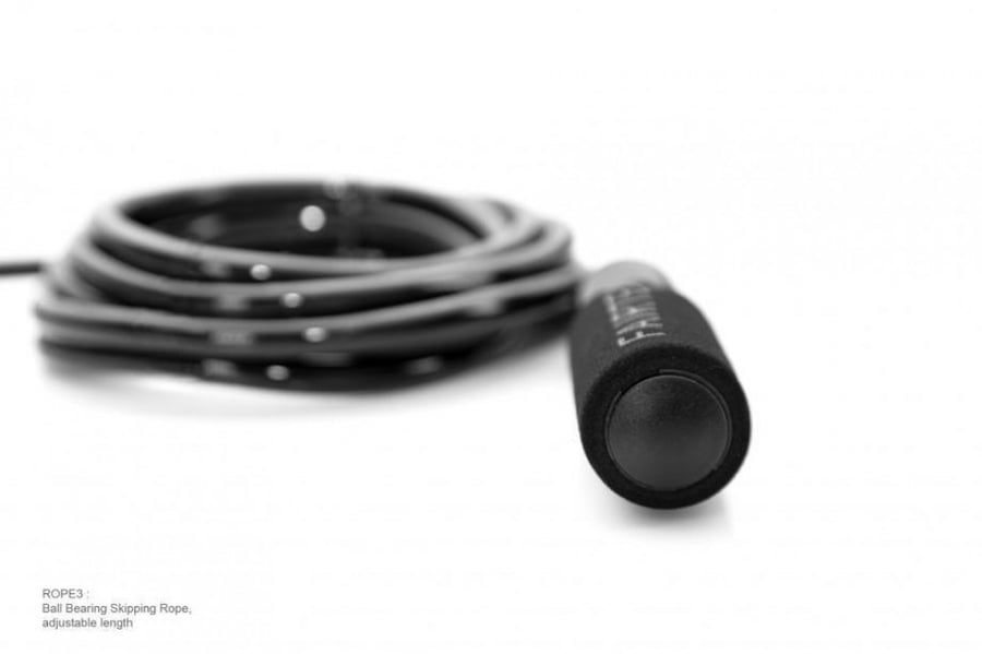 FAIRTEX - ADJUSTABLE SKIPPING ROPE WITH BALL BEARING (ROPE3-Black)