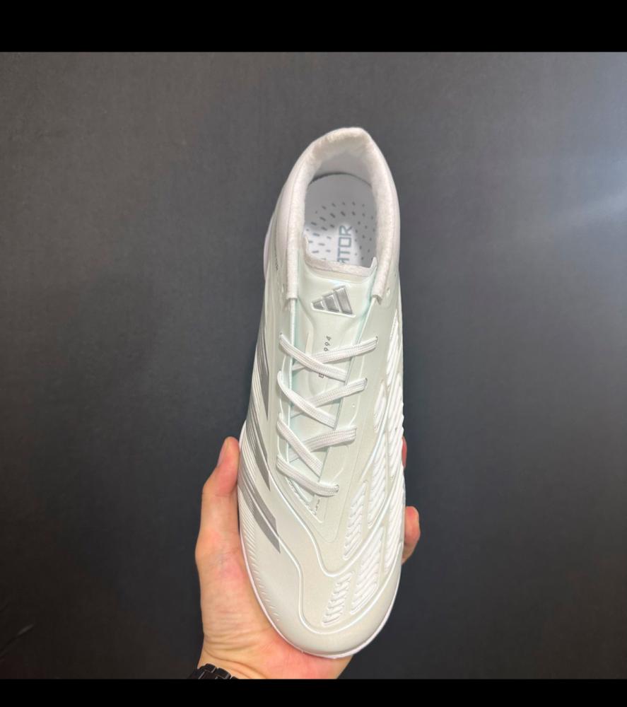 بوت - adidas - بدون حبوب